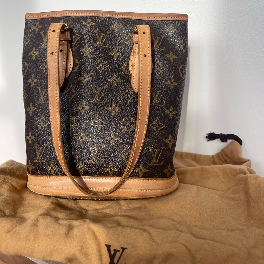 Vintage Louis Vuitton Monogram Petit Bucket Bag